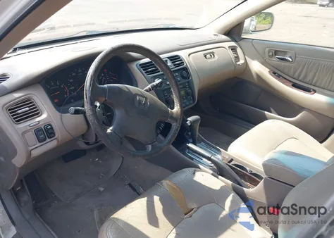 2001 Honda Accord 2.3 Ex from USA, damaged, VIN 1HGCG56611A124406